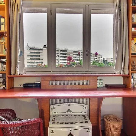 213367 - 6 Personnes A * Paris