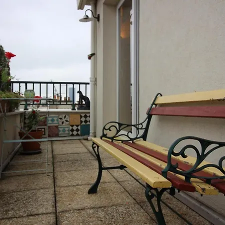 213367 - 6 Personnes A Paris